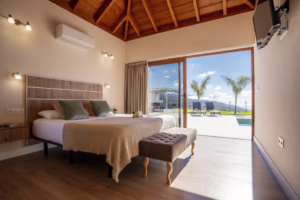 Villa Maraja – Sustainable Luxury with Heated Saltwater Pool and Panoramic Sea Views in Tijarafe