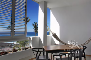 Strand Apartment Augustus – Ferienwohnung direkt am Strand von Puerto Naos